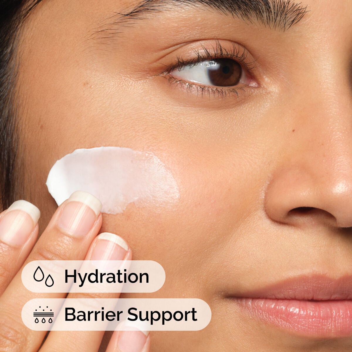 natural-moisturizing-factors-ha-j4 ord-natural-moisturizing-factors-ha-model-application-with-benefits.jpg
